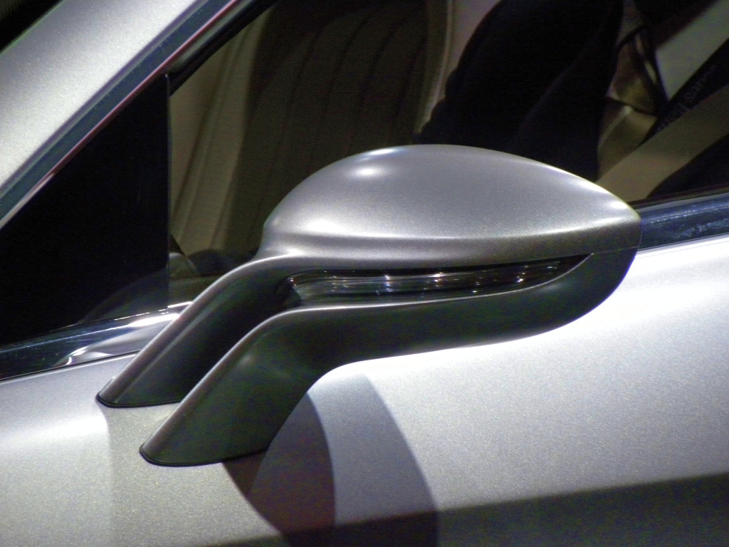 Peking 2010: Mercedes-Benz präsentiert coupéhafte Kombi-Studie