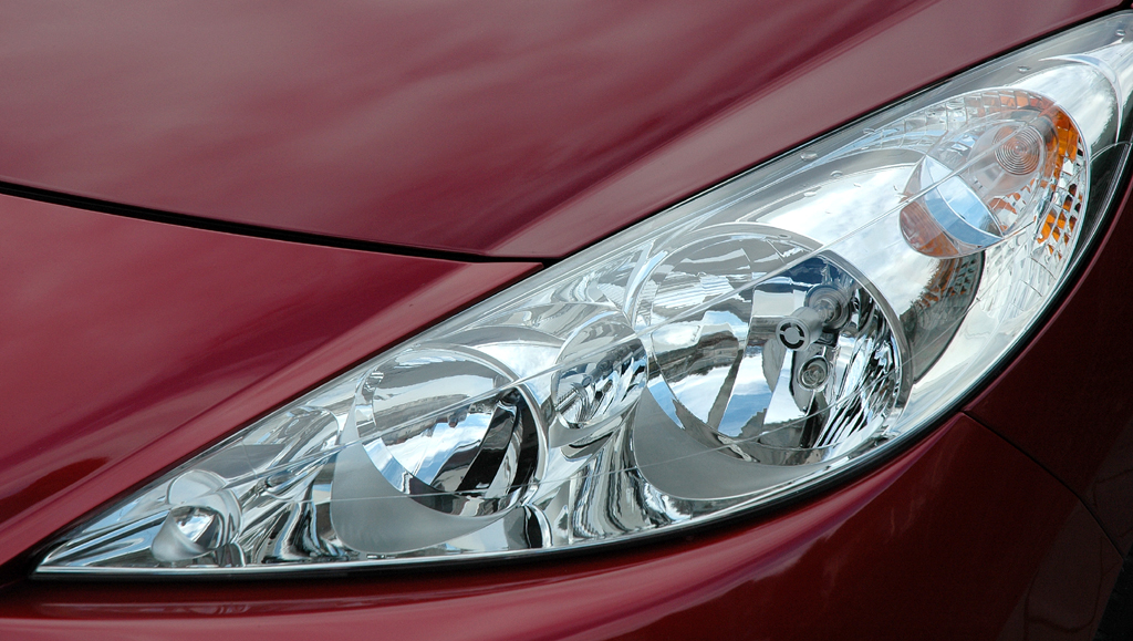 Peugeot 207: Leuchteinheit vorn. 