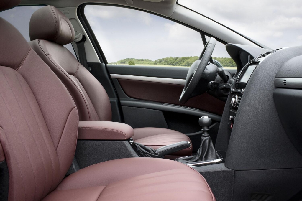 Peugeot strafft das 407-Angebot