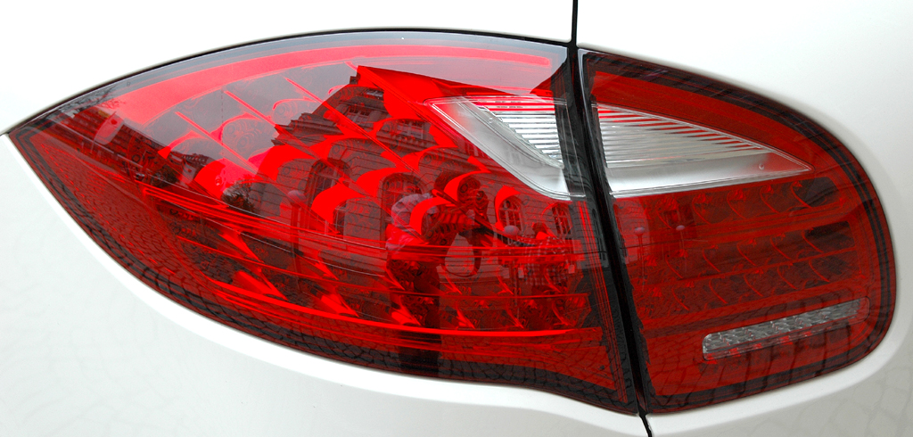 Porsche Cayenne: Leuchteinheit hinten.