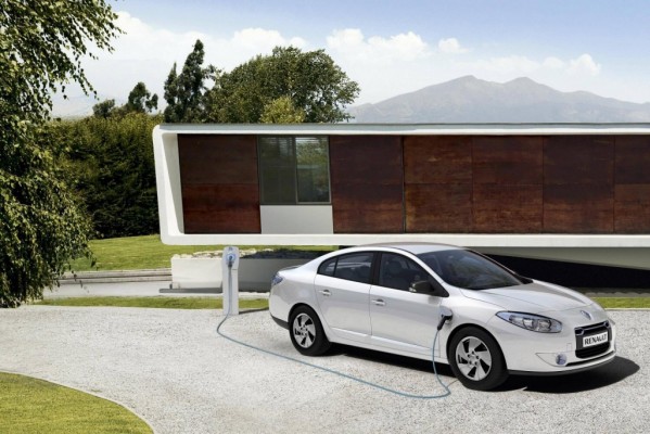 Renault Fluence Z.E. und Kangoo Rapid Z.E. sind serienreif