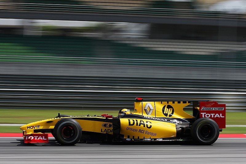 Renault hat eine gute Balance: Probleme bei Petrov