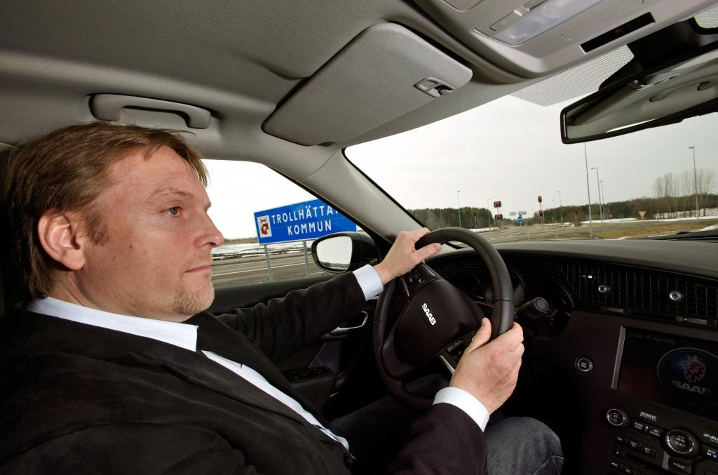 Saabs Haupttestfahrer Peter Johansson. 