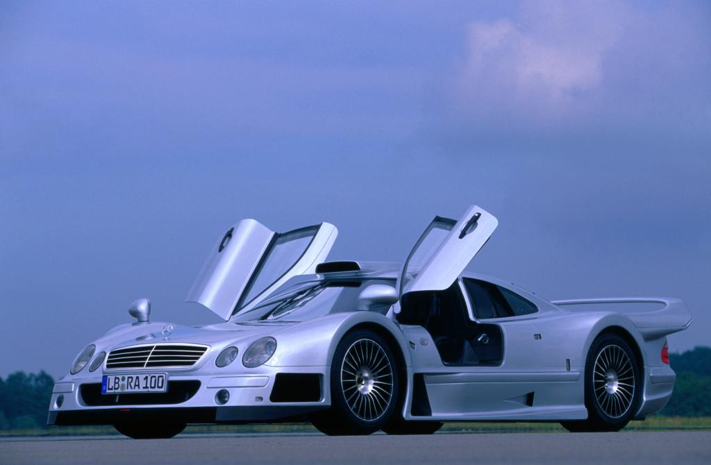 Techno Classica 2010: Mercedes-Benz zeigt zehn Supersportwagen