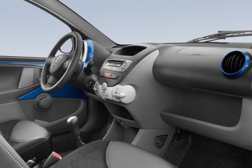 Toyota Aygo Cool Red: Auf Blau folgt Rot