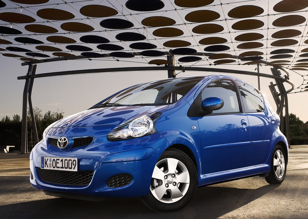 Toyota Aygo Cool Red: Auf Blau folgt Rot