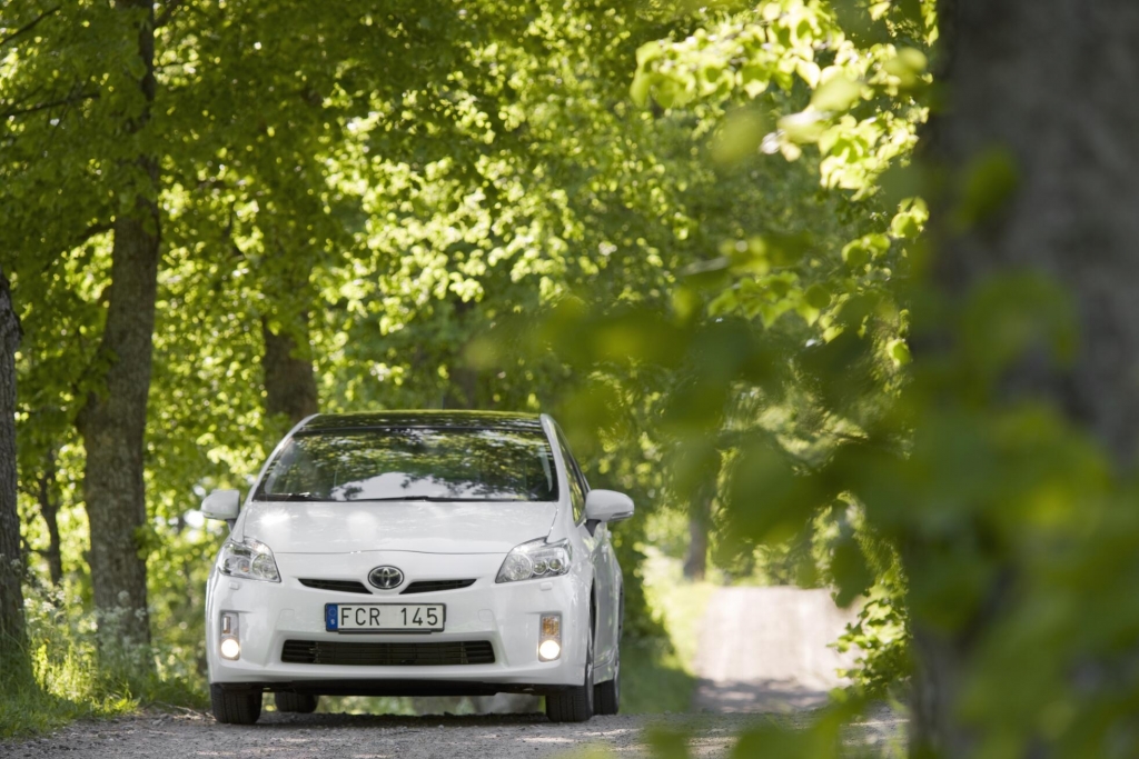 Toyota Prius Plug-in Hybrid: Leise in die Zukunft 