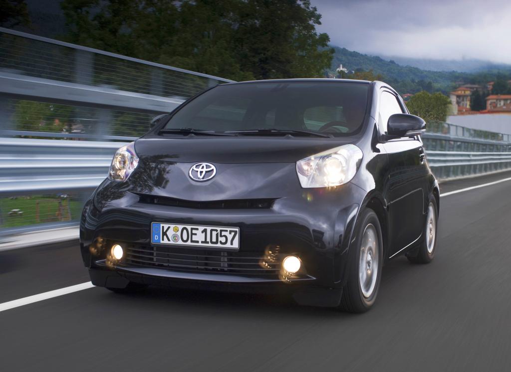 Toyota iQ.