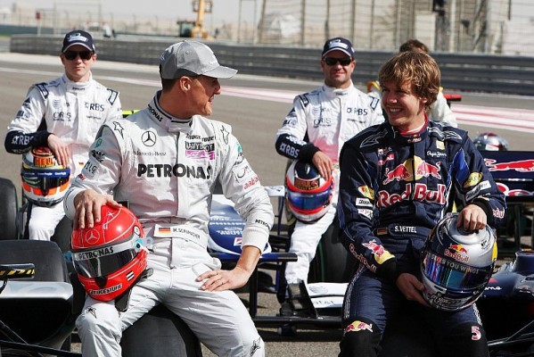 Vettel f&uuml;r Schumacher Favorit auf den Titel: Er h&auml;tte beide Rennen gewonnen