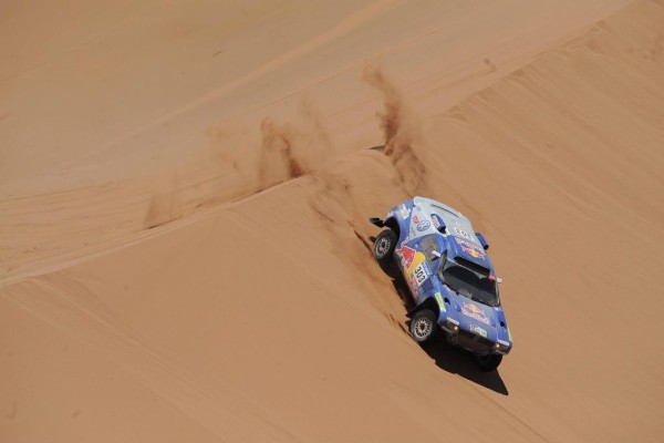 Volkswagen startet 2011 bei der Rallye Dakar