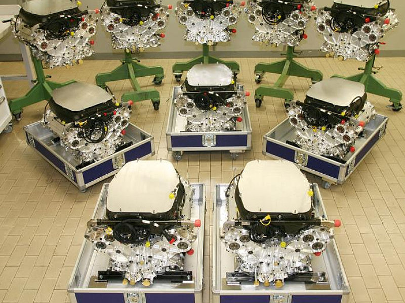 Was wird mit KERS und Weltmotor?: Teamchefs und ihre Vorstellungen f&uuml;r 2013