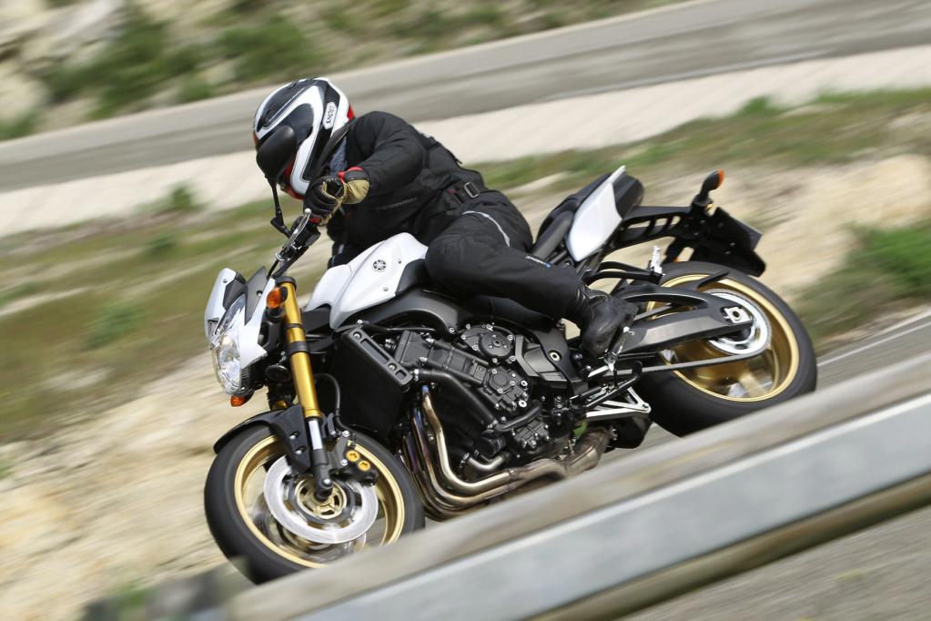 Yamaha FZ 8 und Fazer 8: Neue Mitte 