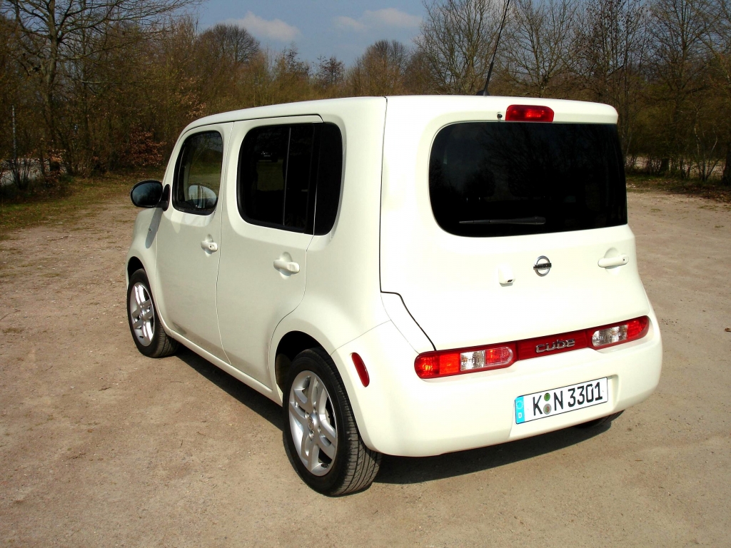 Zu haben ist der Cube mit einem 1,5-Liter-Dieselaggregat oder einem 1,6-Liter-Benzinmotor von jeweils 110 PS Leistung. 