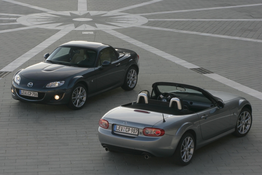  Mazda feiert mit Sondermodellen 