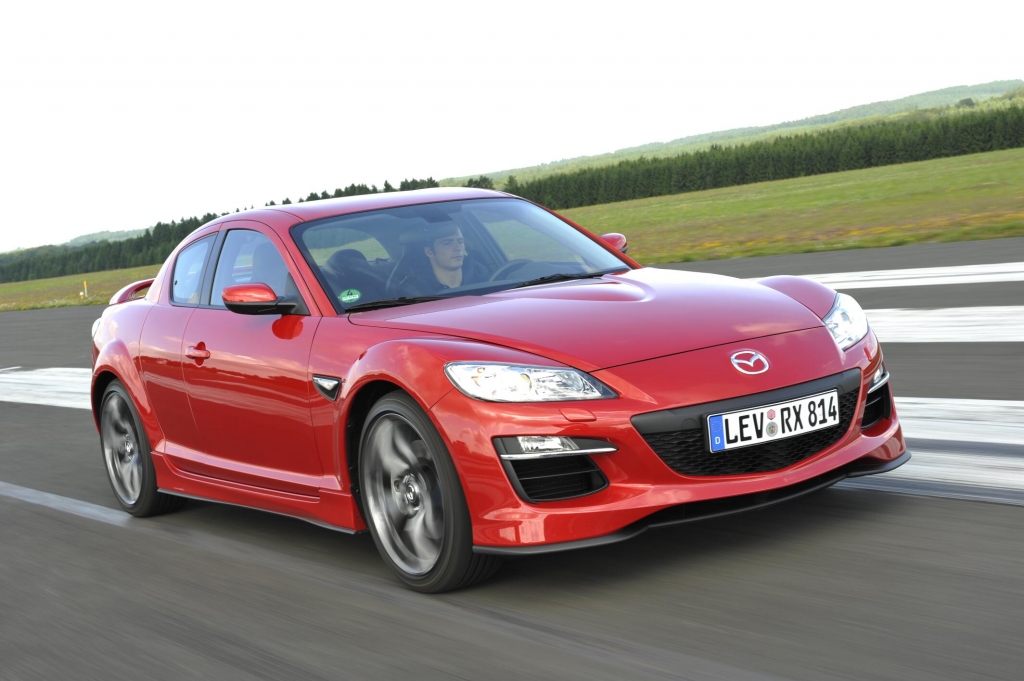  Mazda feiert mit Sondermodellen 