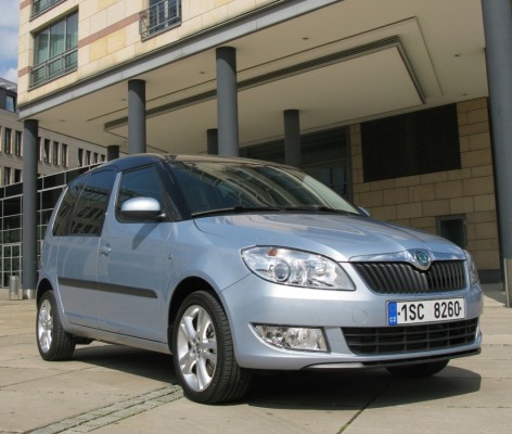 Škoda-Minivan noch effizienter: Das große Roomster-Plus bleibt das variable Sitzsystem