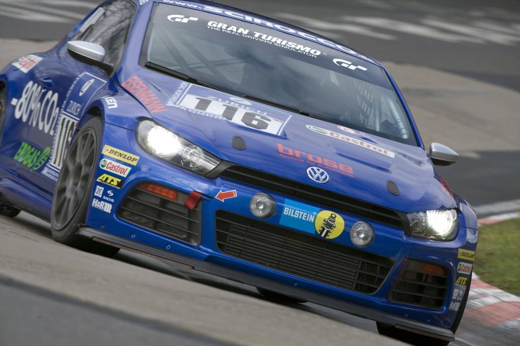 24-Stunden-Rennen Nürburgring 2010: VW Scirocco startet auf Dunlop