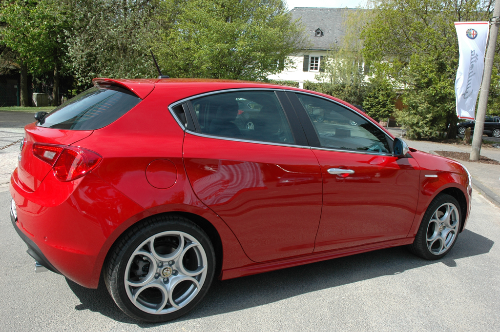 Alfa Giulietta: Seitenansicht.