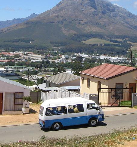 Alte VW-Busse sieht man heute noch als Taxis in Südafrika