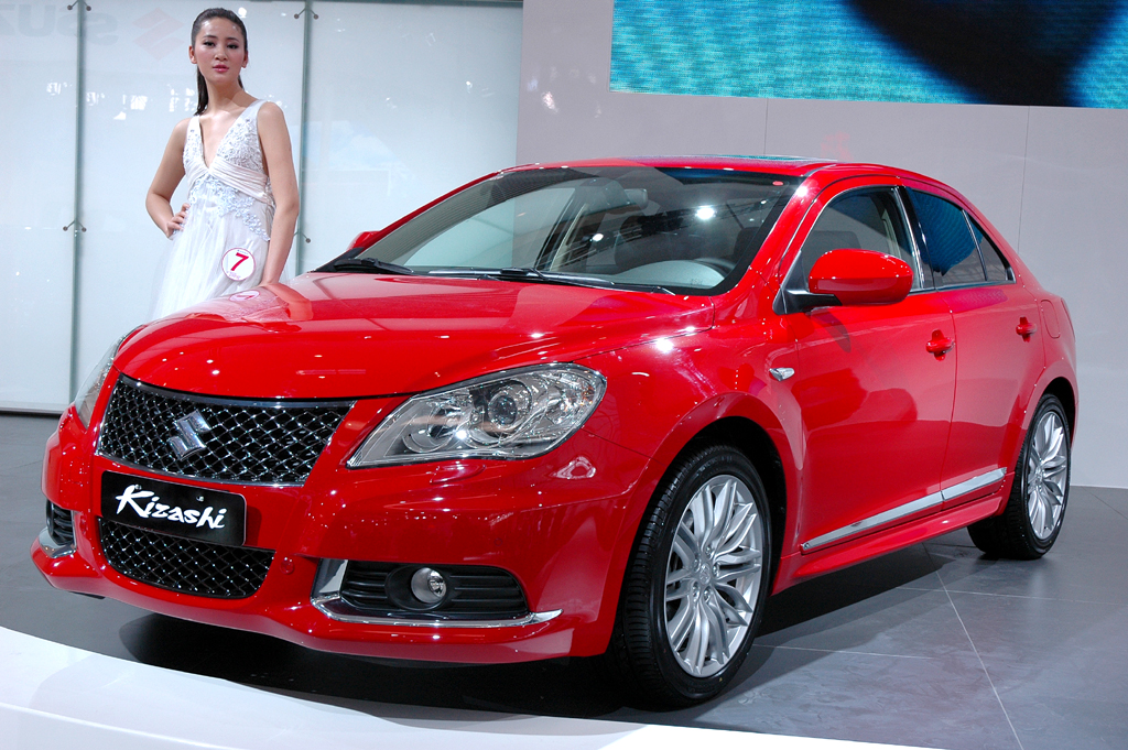 An japanischen Autos, hier Suzukis Kizashi, sind auch Chinesen interessiert. 