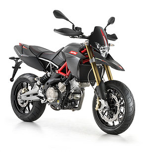 Aprilia Dorsoduro Factory: Veredelter Spaßmacher 