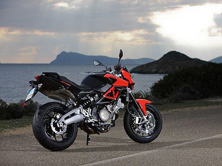 Aprilia Shiver: Sanfte Überarbeitung der aggressiven Mittelklasse 
