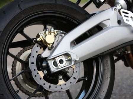 Aprilia Shiver: Sanfte Überarbeitung der aggressiven Mittelklasse 