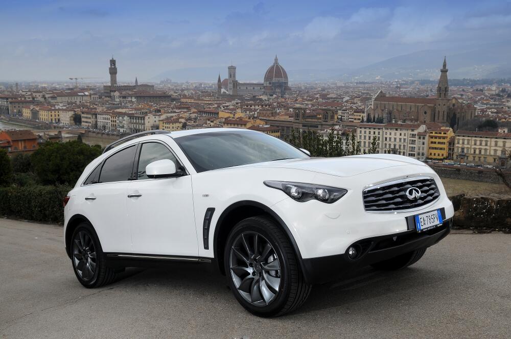 Crossover FX – weltweit erster Infiniti mit Dieselmotor