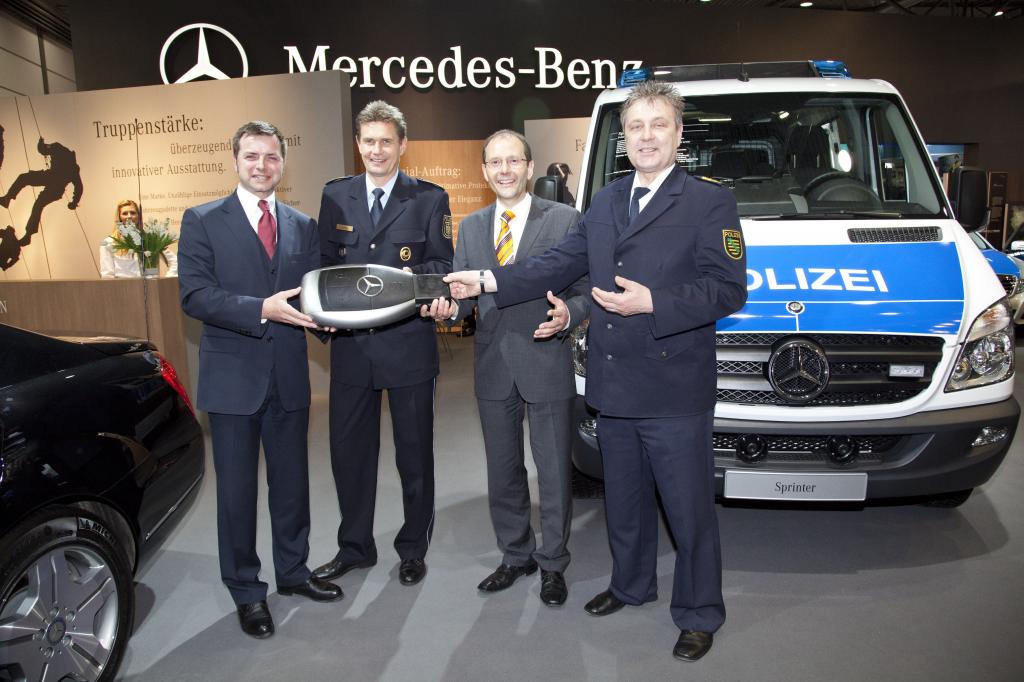 Die Polizei bestellt über 1200 Mercedes-Benz Sprinter