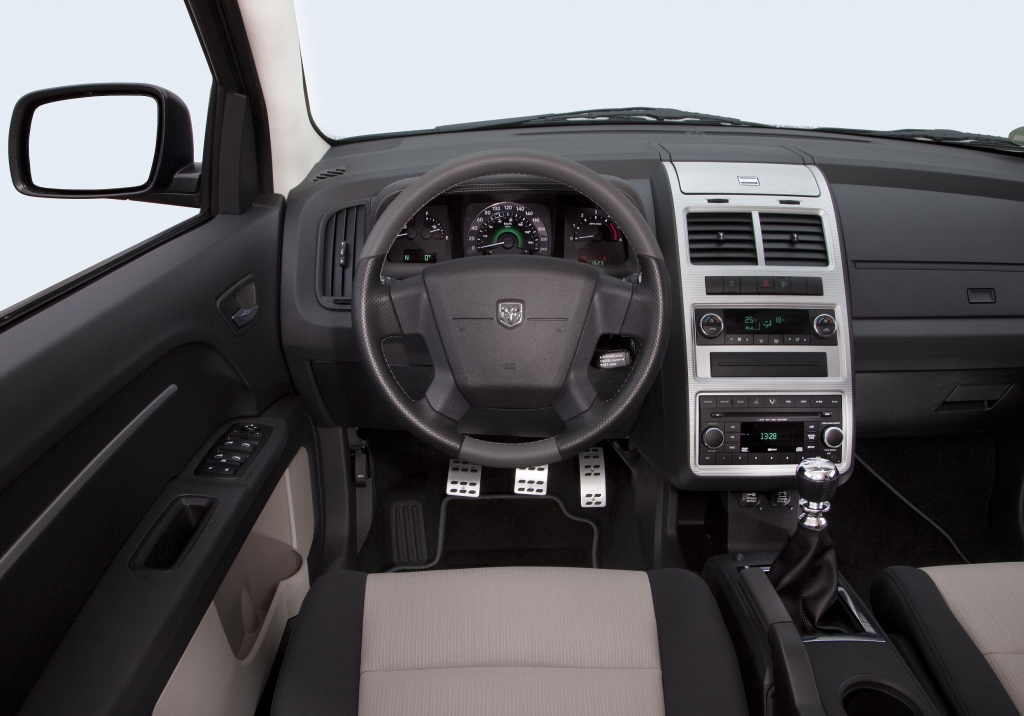Dodge Journey SR: Gegen Langeweile des Alltäglichen