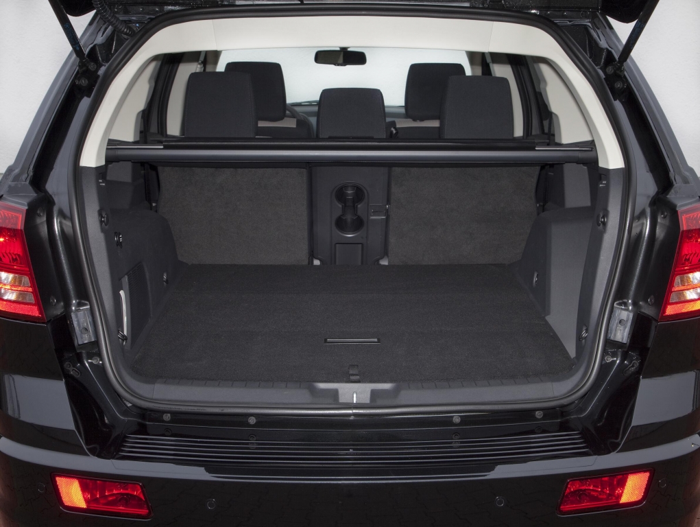 Dodge Journey SR: Gegen Langeweile des Alltäglichen