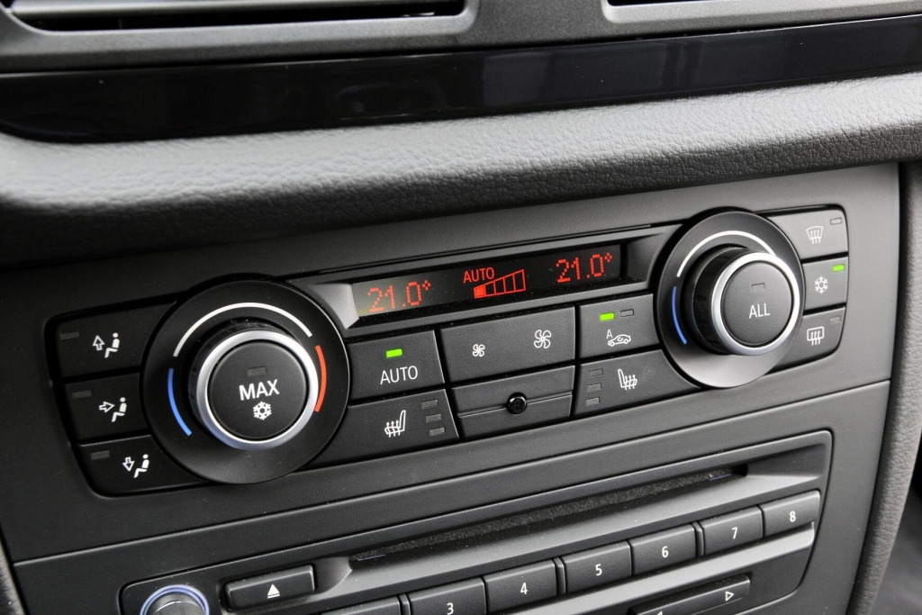 Fahrbericht BMW X1 xDrive 20d: Flaches X 