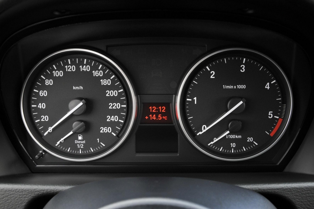Fahrbericht BMW X1 xDrive 20d: Flaches X 