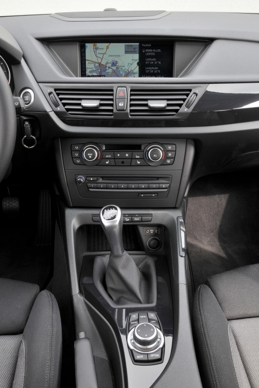 Fahrbericht BMW X1 xDrive 20d: Flaches X 