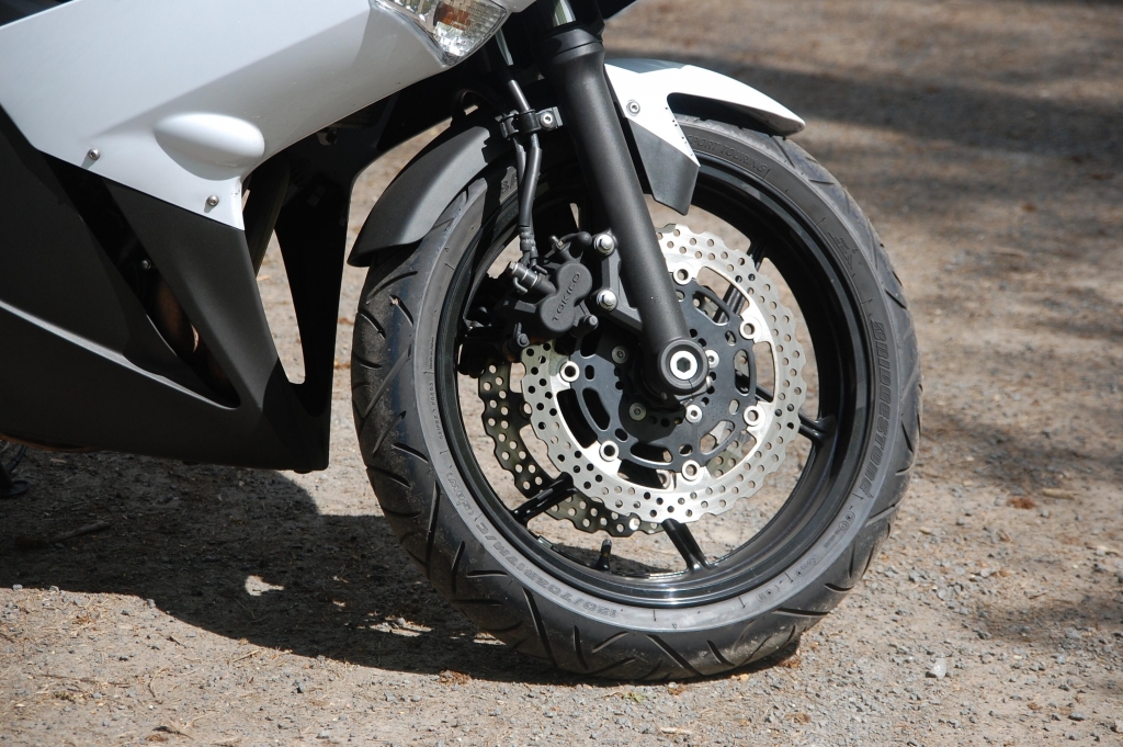 Fahrbericht Kawasaki ER-6f ABS: Allrounder für Einsteiger und Könner