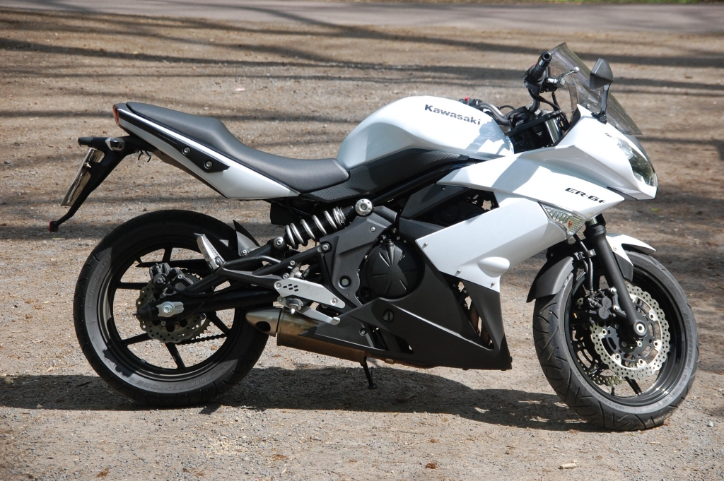 Fahrbericht Kawasaki ER-6f ABS: Allrounder für Einsteiger und Könner