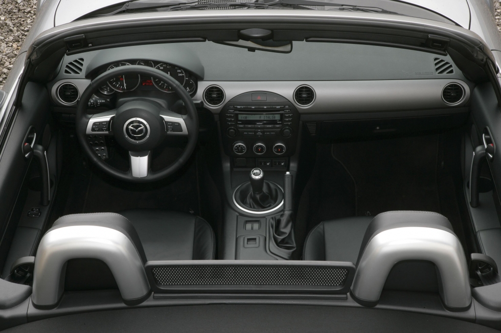 Fahrbericht Mazda MX-5 Roadster Coupé: Freizeitvergnügen