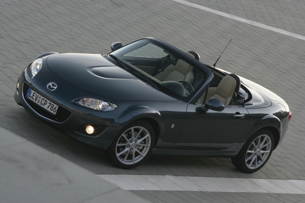 Fahrbericht Mazda MX-5 Roadster Coupé: Freizeitvergnügen