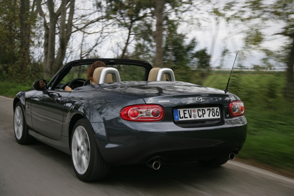 Fahrbericht Mazda MX-5 Roadster Coupé: Freizeitvergnügen