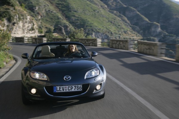 Fahrbericht Mazda MX-5 Roadster Coupé: Freizeitvergnügen