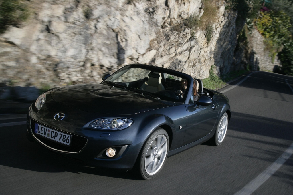 Fahrbericht Mazda MX-5 Roadster Coupé: Freizeitvergnügen
