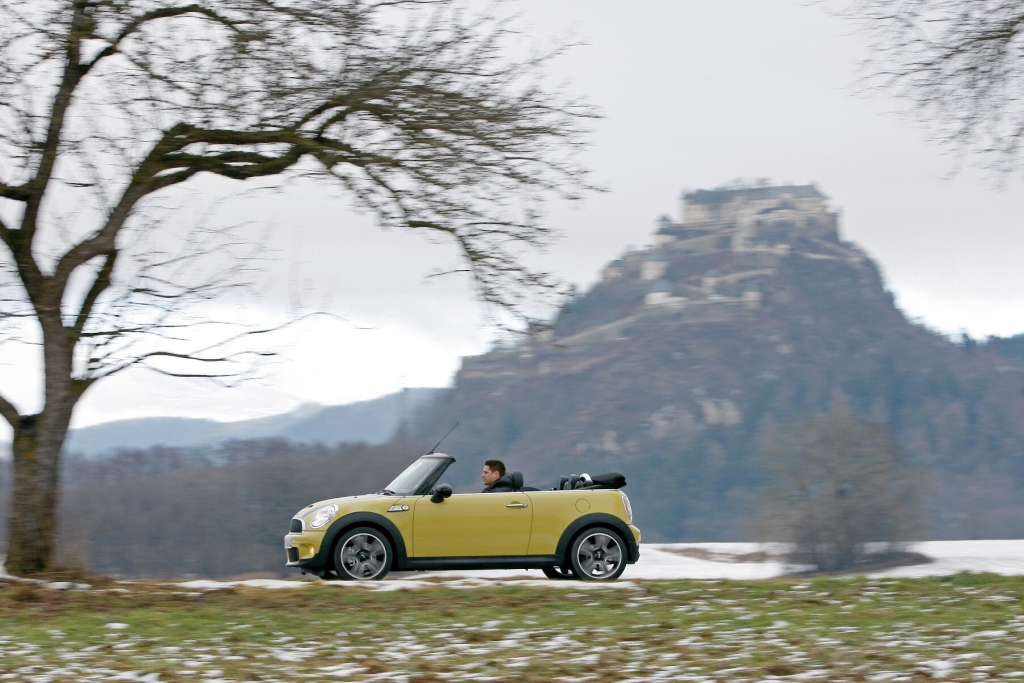 Fahrbericht Mini Coopers S Cabrio: Kult mit Schüttelfaktor 