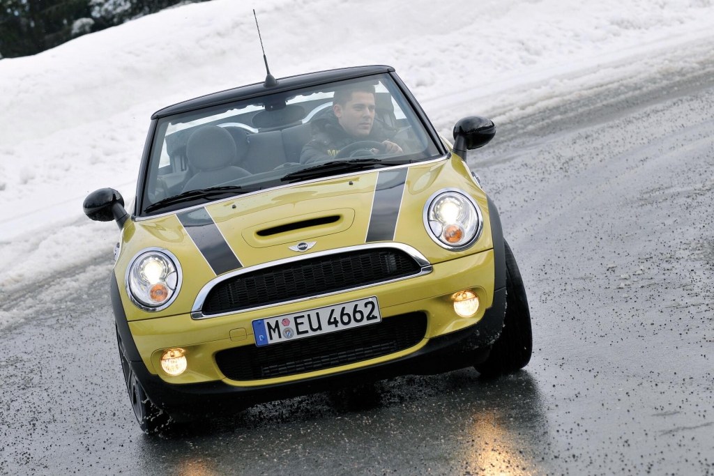 Fahrbericht Mini Coopers S Cabrio: Kult mit Schüttelfaktor 