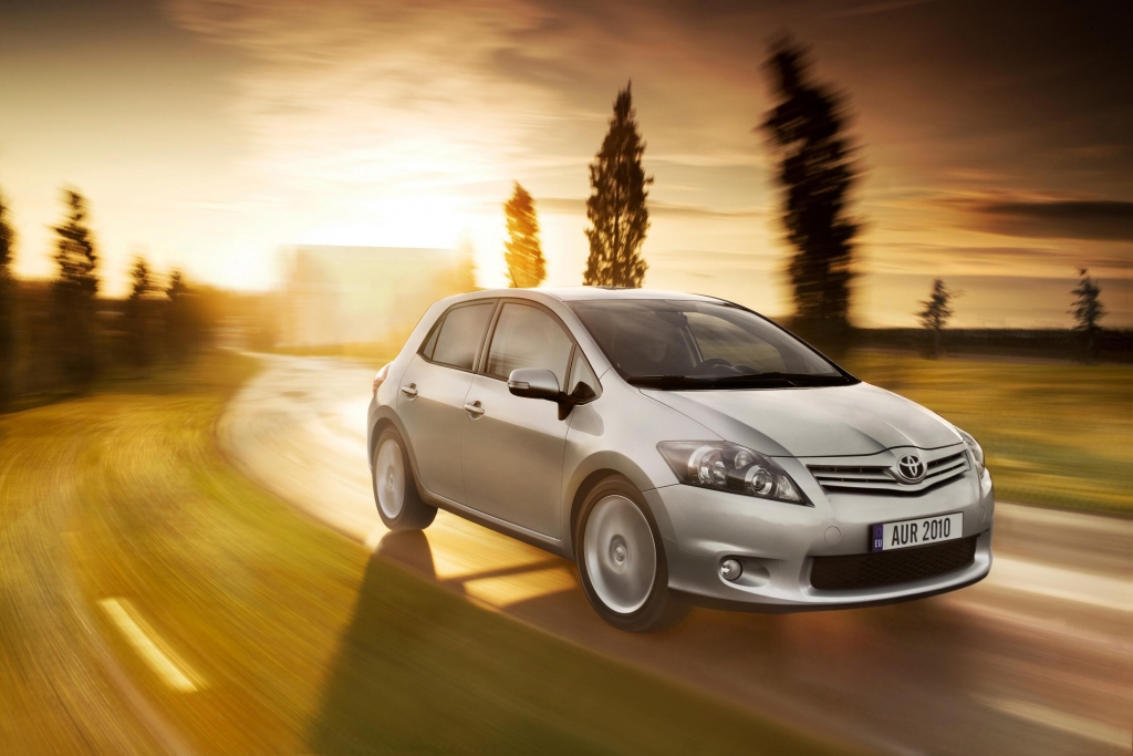 Fahrbericht Toyota Auris 2.0 D- 4D, Modell 2010: Mehrwert rundum