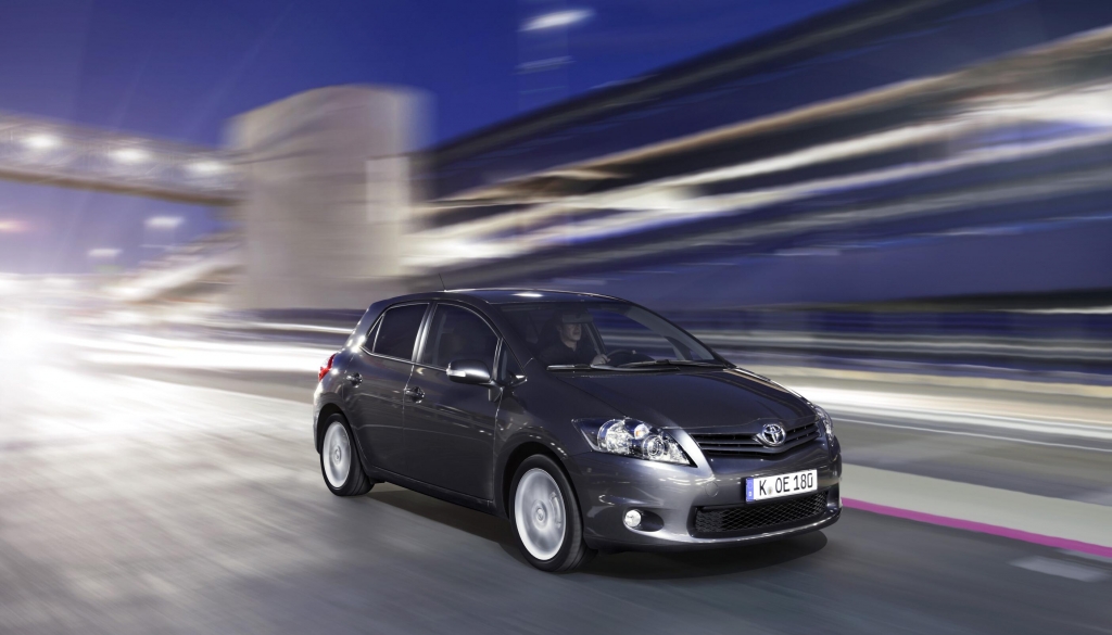 Fahrbericht Toyota Auris 2.0 D- 4D, Modell 2010: Mehrwert rundum