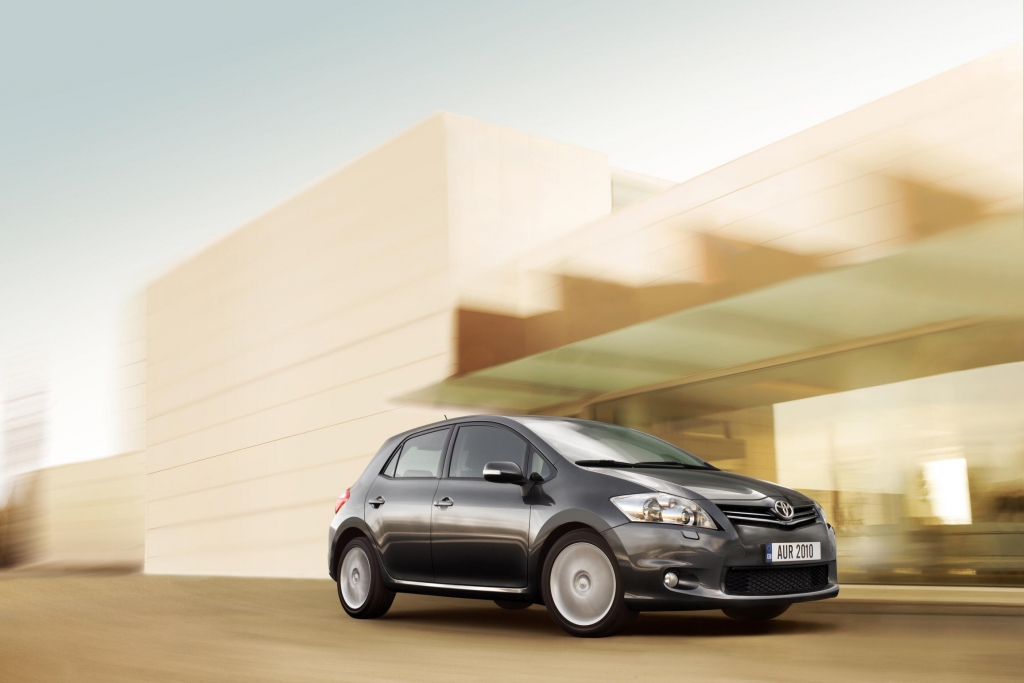 Fahrbericht Toyota Auris 2.0 D- 4D, Modell 2010: Mehrwert rundum