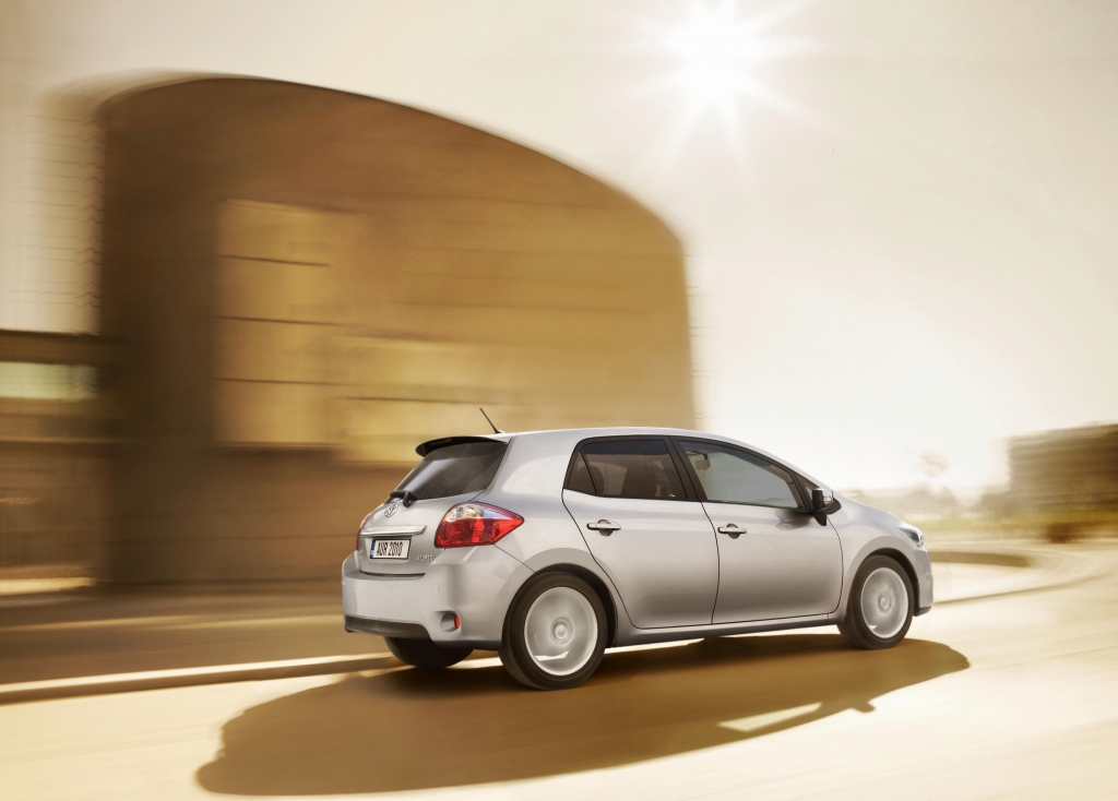 Fahrbericht Toyota Auris 2.0 D- 4D, Modell 2010: Mehrwert rundum