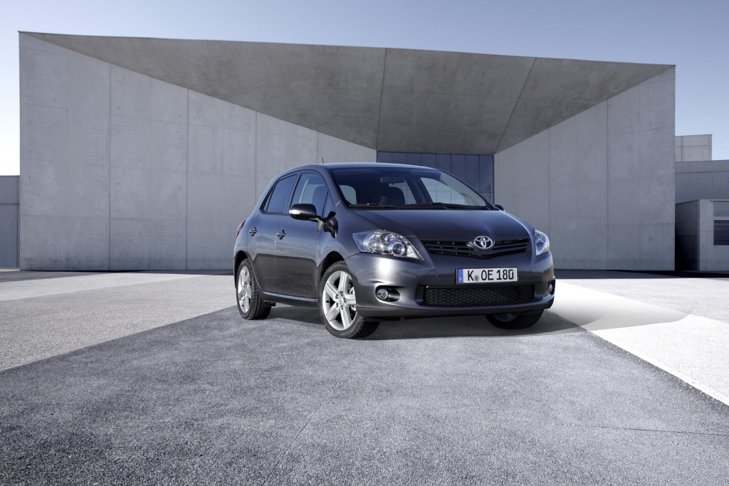 Fahrbericht Toyota Auris 2.0 D- 4D, Modell 2010: Mehrwert rundum