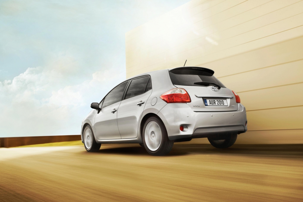 Fahrbericht Toyota Auris 2.0 D- 4D, Modell 2010: Mehrwert rundum