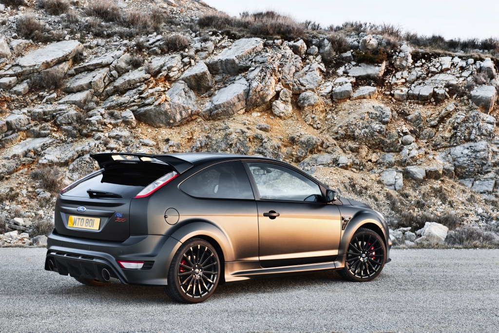 Ford Focus RS 500: Schwarze Maske 